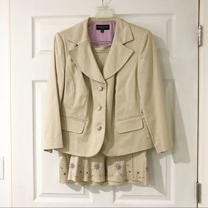 Beige Skirt suit - 2 piece